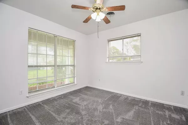 Shoreacres, TX 77571,639 Fairfield St