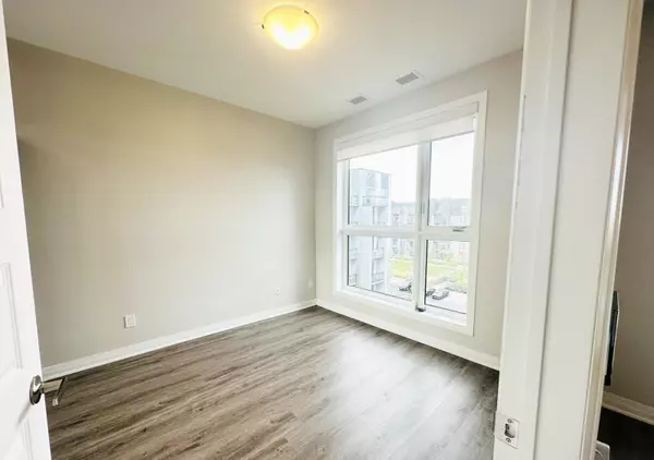 Oakville, ON L6M 0T6,50 Kaitting Trl #504