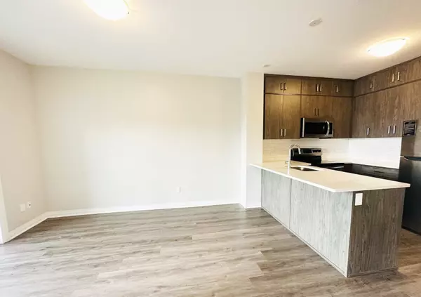 Oakville, ON L6M 0T6,50 Kaitting Trl #504