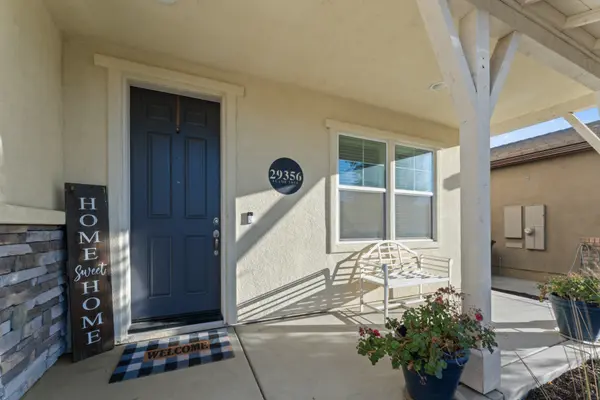 29356 Flame Tree, Lake Elsinore, CA 92530-4779