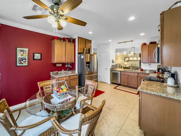 3337 Apple Blossom Dr, Alva, FL 33920