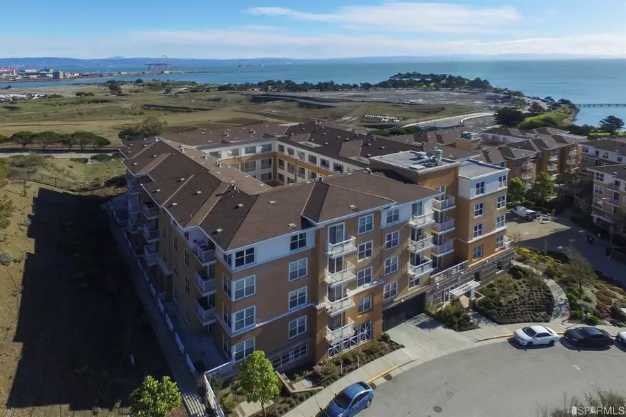 501 Crescent Way #5207, San Francisco, CA 94134-3339