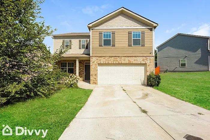 1012 Eldon Ln, Fairburn, GA 30213-5821