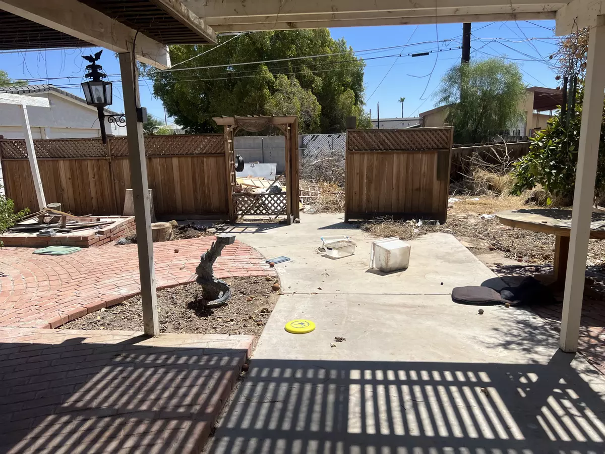 Yuma, AZ 85364,2027 S 6th Ave