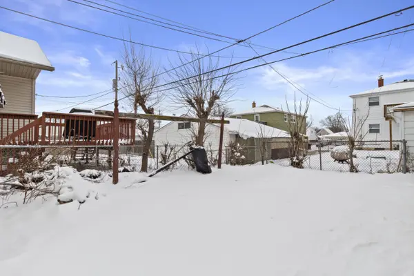 820 Columbia Ave, South Milwaukee, WI 53172