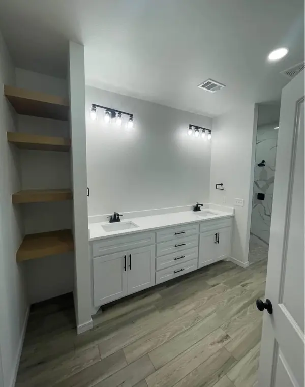 13 Glorieta Dr, Canyon, TX 79015