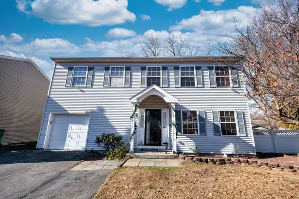 Poughkeepsie, NY 12603-4408,20 Mews Aly