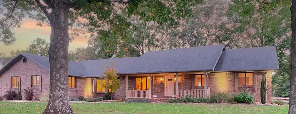 4195 N Farm Road 101, Springfield, MO 65803