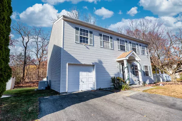 Poughkeepsie, NY 12603-4408,20 Mews Aly