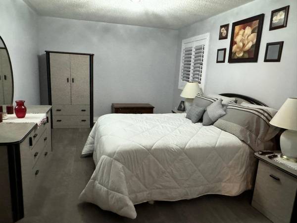 87 Earl S Cuddie Blvd, Scugog, ON L9L 1T3