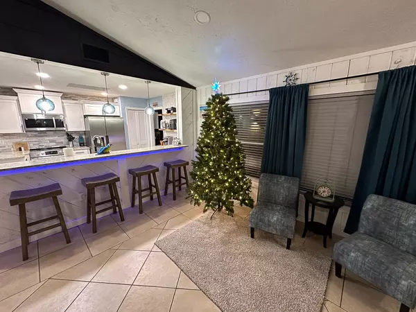 Renaissance Blvd, Venice, FL 34293