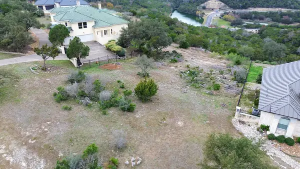206 Paradise Point Dr, Boerne, TX 78006