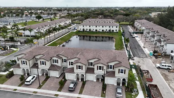 NW 27th Ct, Lauderhill, FL 33313