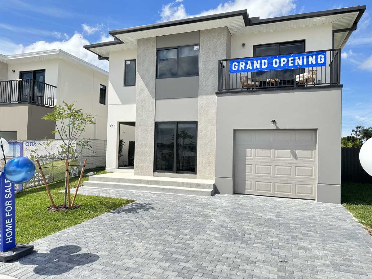 1100 W Palm Dr, Homestead, FL 33034