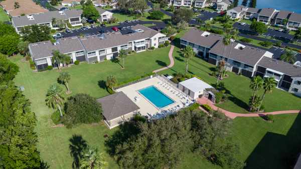 Fort Pierce, FL 34949,3212 S Lakeview Cir #10204