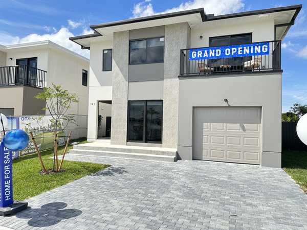 1100 W Palm Dr, Homestead, FL 33034