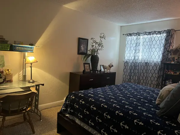 5164 E Ashlan Ave #123, Fresno, CA 93727