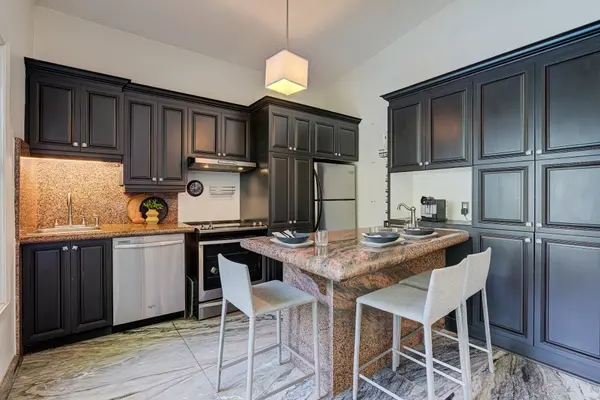 3805 Boulevard Gouin E, Montréal, QC H1H 5L8