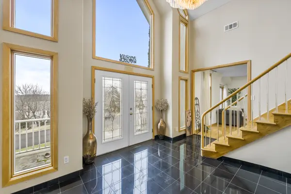83 Chopin Dr, Wayne, NJ 07470