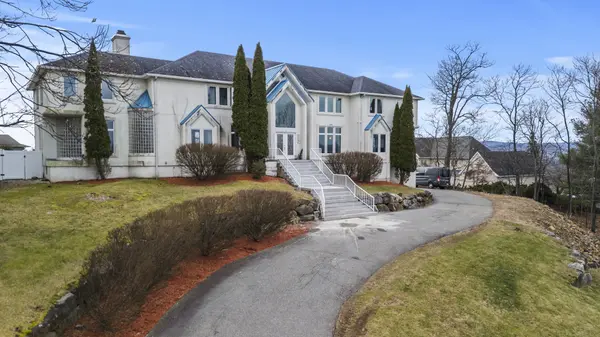 83 Chopin Dr, Wayne, NJ 07470