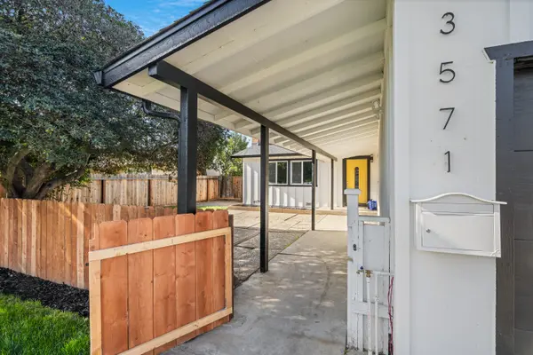 3571 Cardinal Dr, Concord, CA 94520