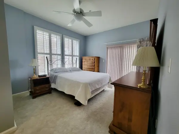 38 Village Rd #415, Middleton, MA 01949