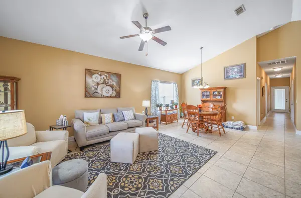 8780 Bradfield Dr, Pensacola, FL 32507