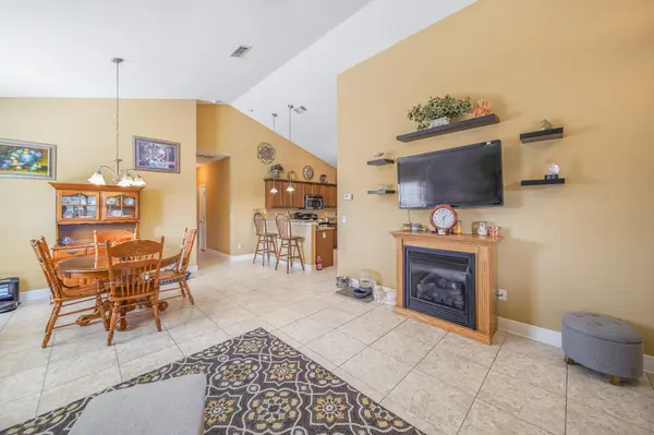 8780 Bradfield Dr, Pensacola, FL 32507