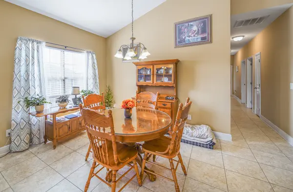 8780 Bradfield Dr, Pensacola, FL 32507