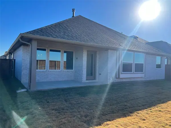 16533 Hidden Cove Dr, Celina, TX 75009