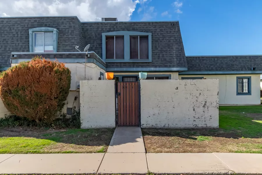 8015 N 32nd Ln, Phoenix, AZ 85051