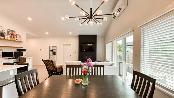 22866 128 Ave #2, Maple Ridge, BC V2X 4R5