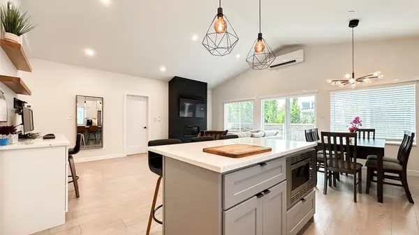 22866 128 Ave #2, Maple Ridge, BC V2X 4R5
