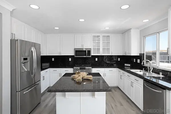 756 De La Toba Rd, Chula Vista, CA 91911