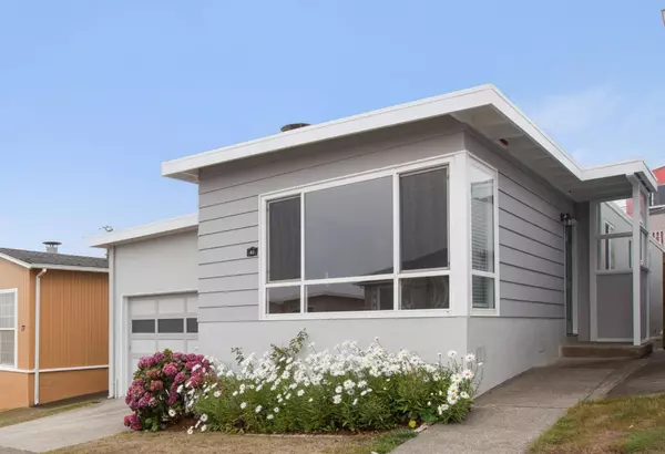 83 Shelbourne Ave, Daly City, CA 94015