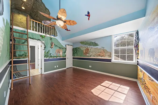 10107 Pemcrest, San Antonio, TX 78240