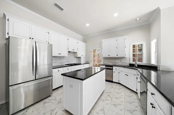 10107 Pemcrest, San Antonio, TX 78240