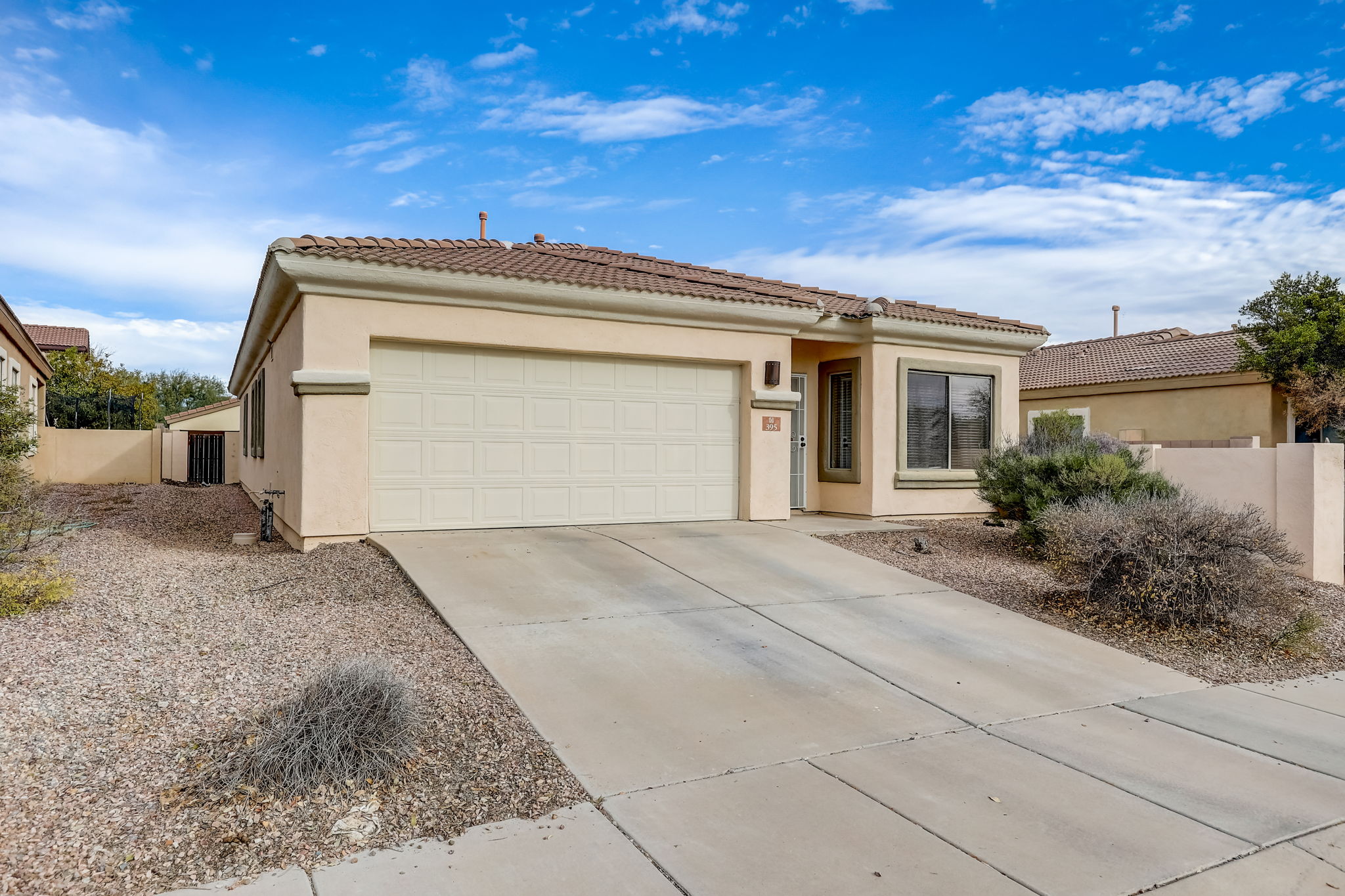 395 E Camino Rancho Redondo, Sahuarita, AZ 85629