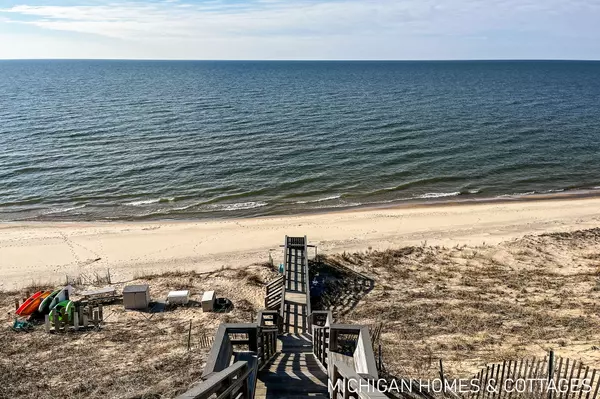 Holland, MI 49423,6679 Sunset Concourse St