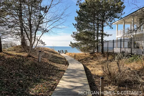 Holland, MI 49423,6679 Sunset Concourse St