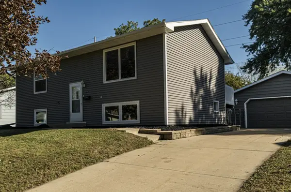 168 36th Ave NW, Rochester, MN 55901