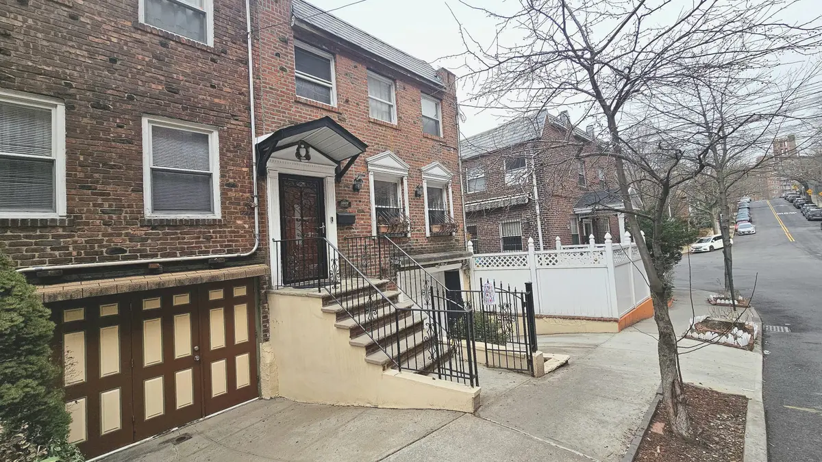 Cannon Pl, Bronx, NY 10463