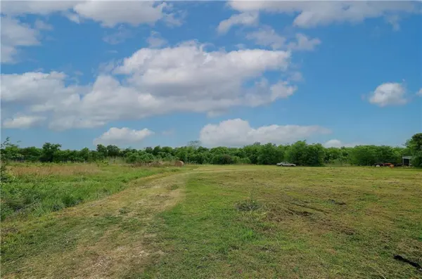 4580 CR-404, Taylor, TX 76574