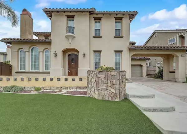 768 Agua Vista Dr, Chula Vista, CA 91914