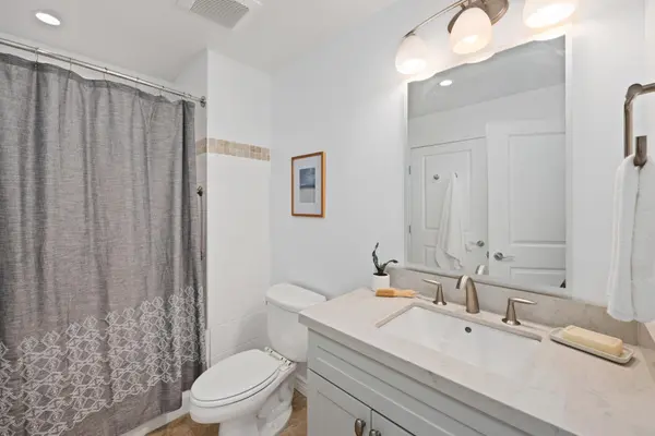 475 Redwood St #604, San Diego, CA 92103