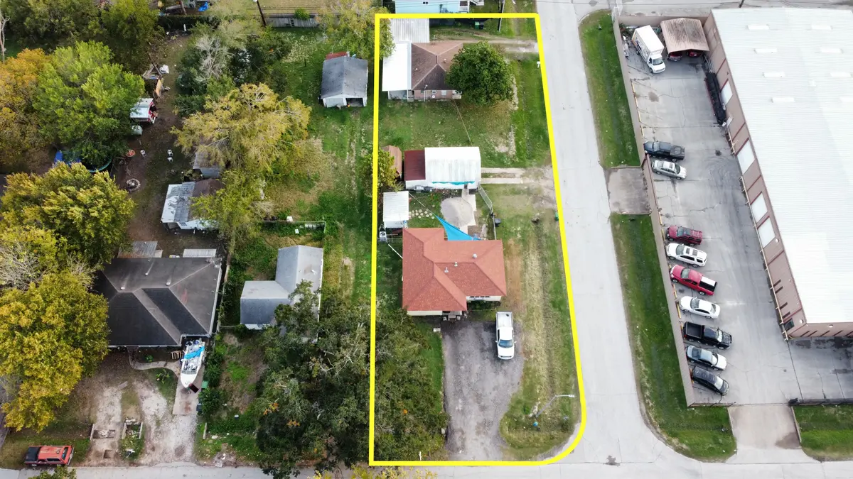 8461 Rannie Rd, Houston, TX 77080