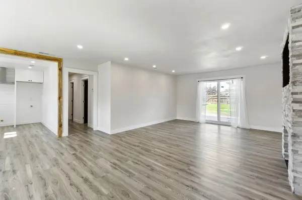 734 W Clinton Ave, Fresno, CA 93705
