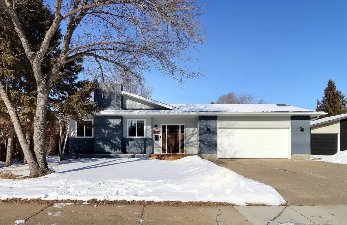 3429 Jordan Dr, Prince Albert, SK S6V 6Y3
