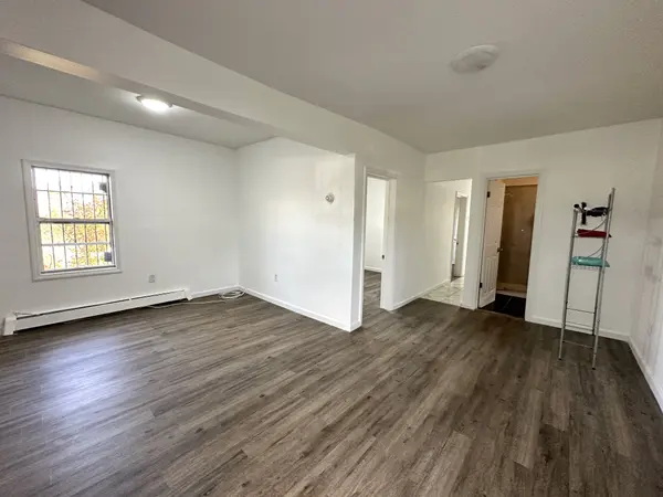 494 Beach 44th St, Far Rockaway, NY 11691