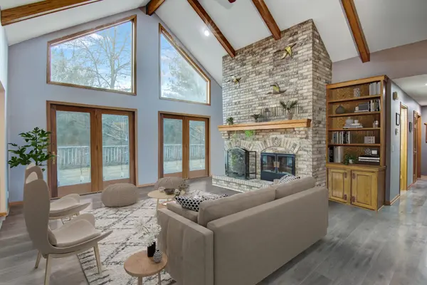 1205 Bittersweet Rd, Eau Claire, WI 54701